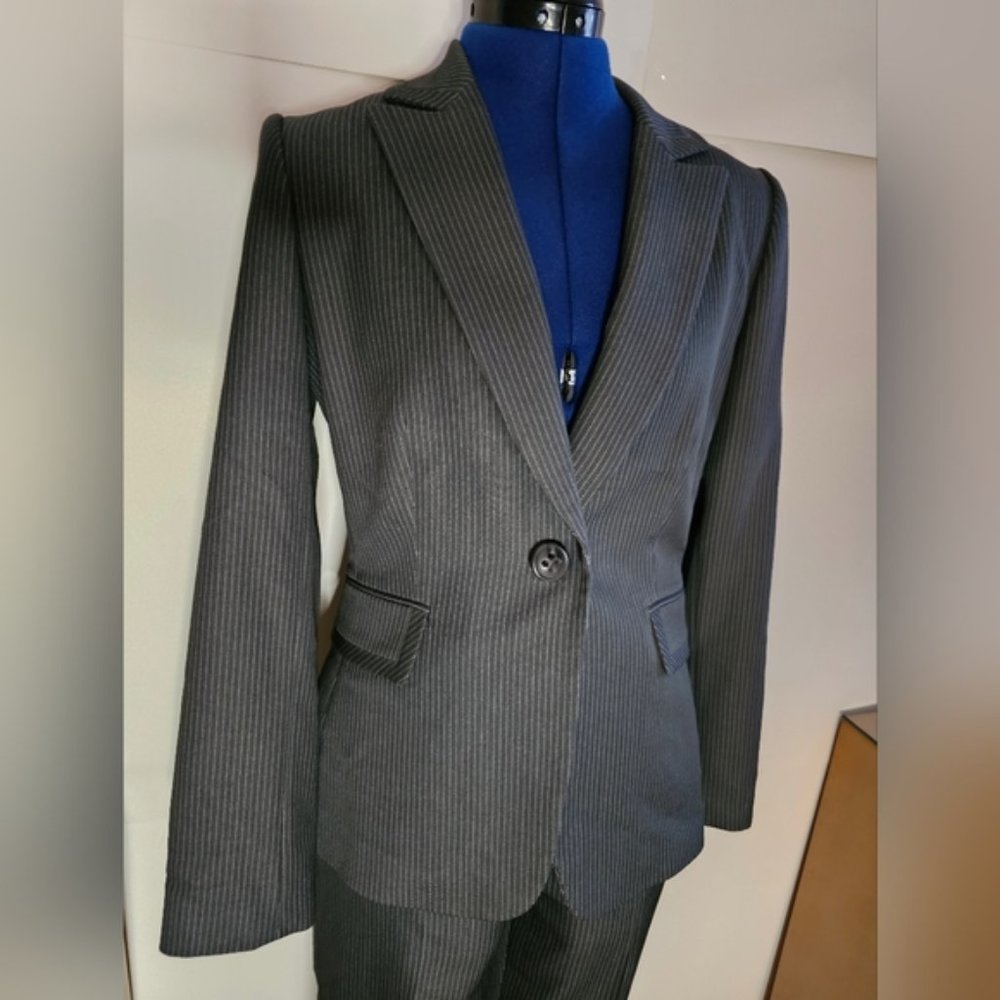 Tahari Stripped Pant Suit